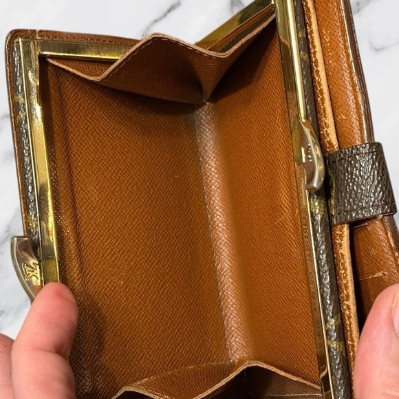 Louis Vuitton Monogram Porte Monnaie Billets Viennois Kisslock Compact Wallet - Picture 10 of 12